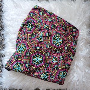 Tall and Curvy LuLaRoe Pink Yellow Blue Geometric Buttery Soft Leggings XXL